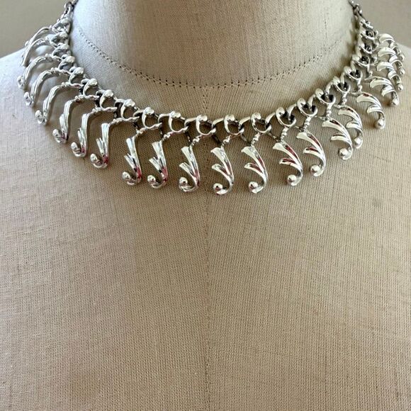 Sarah Coventry Jewelry - Sarah Coventry Vintage Silver Tone Fringe Statement Necklace